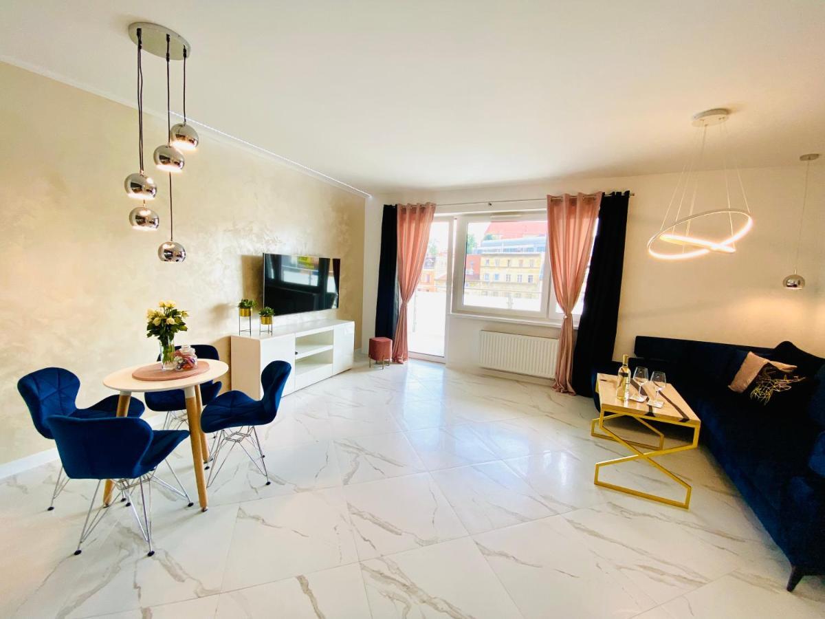 Sunrise Apart Jelenia Gora Ngoại thất bức ảnh